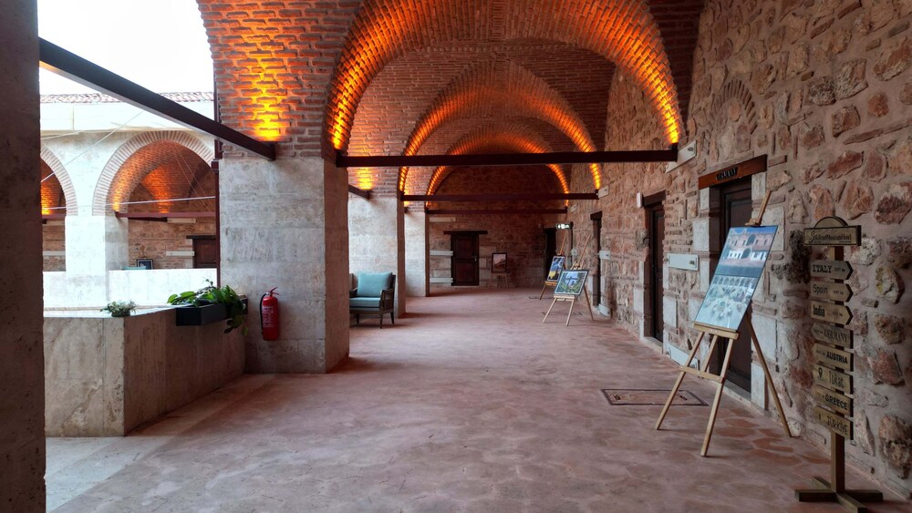 Silk Road Museum Hotel 43/50