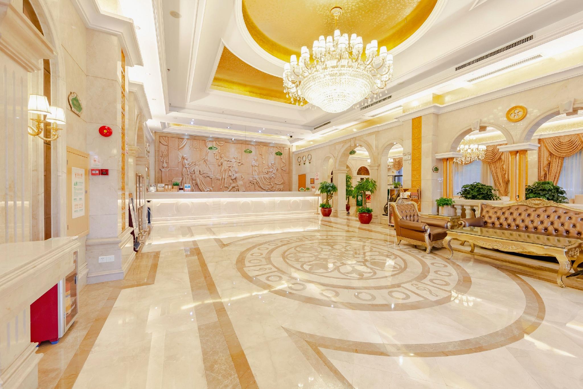 Vienna Hotel (Changlong Dashi River Garden Store in Panyu, Guangzhou) 18/47