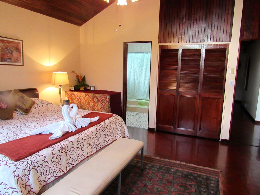 The Cariari Bed and Breakfast 12/50