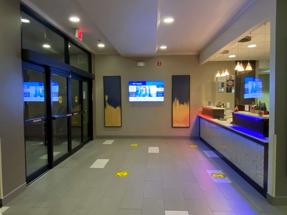 Best Western Plus Kansas City Airport-Kci East 4/43