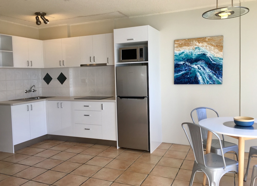 HI HO BEACH APARTMENTS 25/69