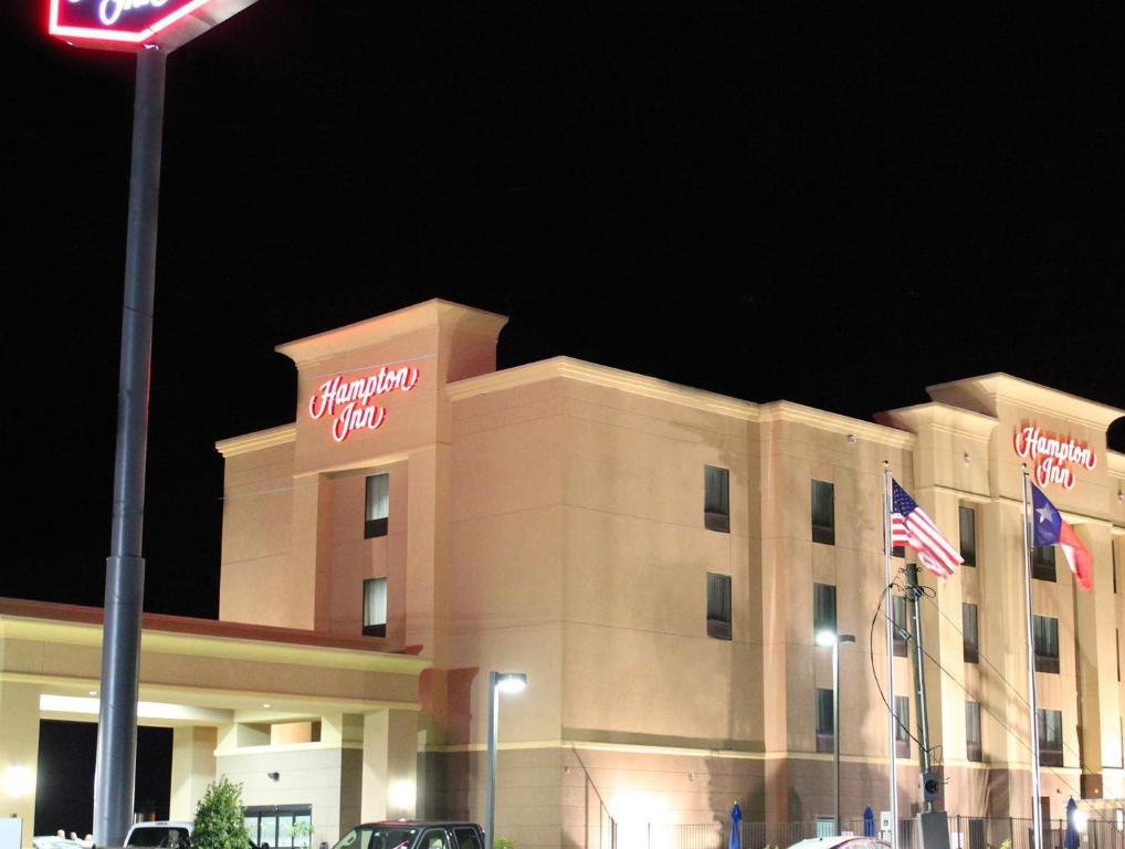 Hampton Inn Cotulla in COTULLA - TX