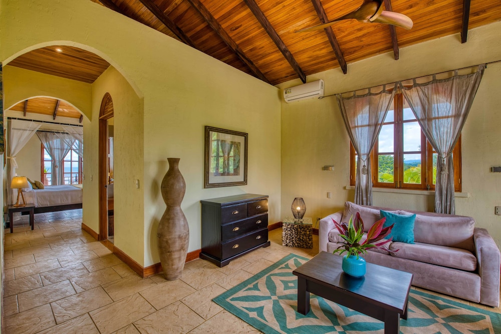 El Castillo - Adults Only 23/50
