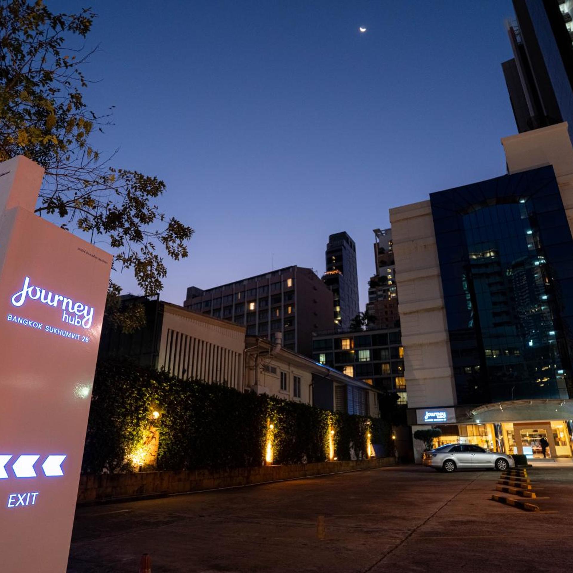 Journeyhub Bangkok Sukhumvit 26 9/78
