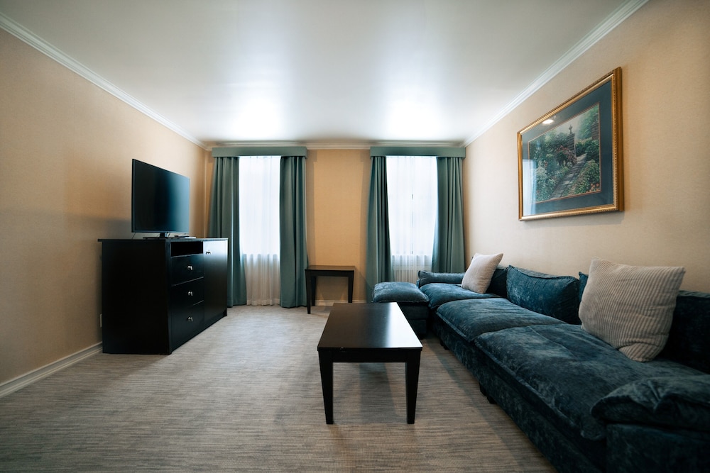 Hotel Stanford New York 36/57