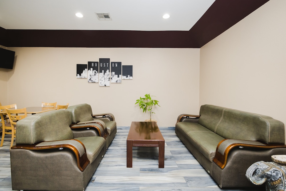 Sapphire Inn Suites 36/58