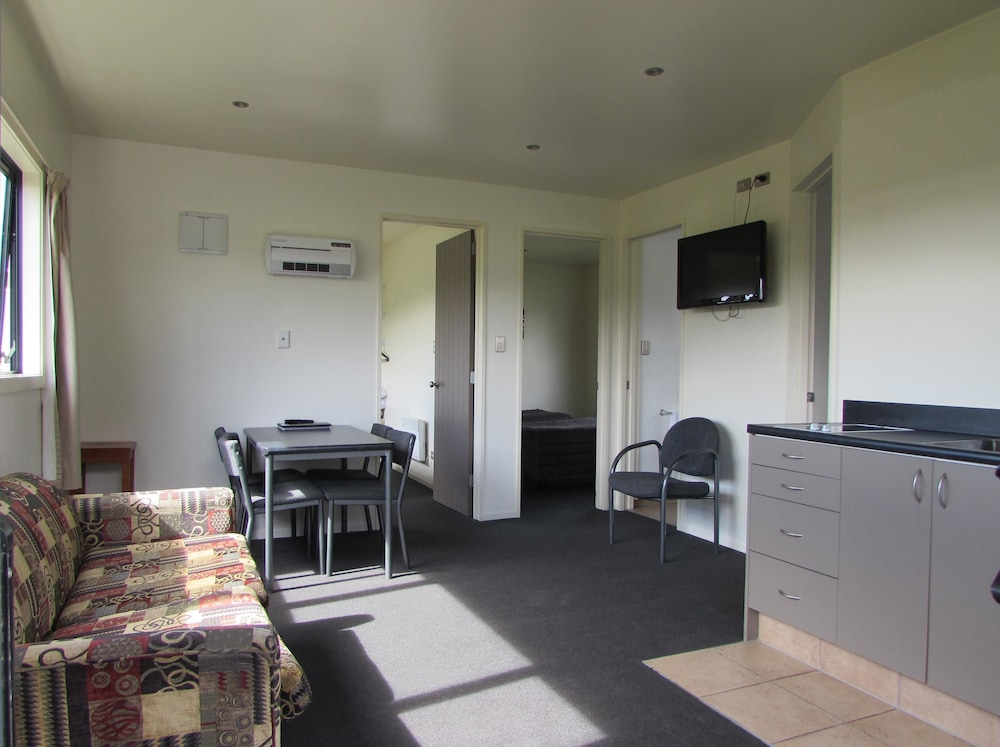 Dunedin Holiday Park &amp; Motels 33/47