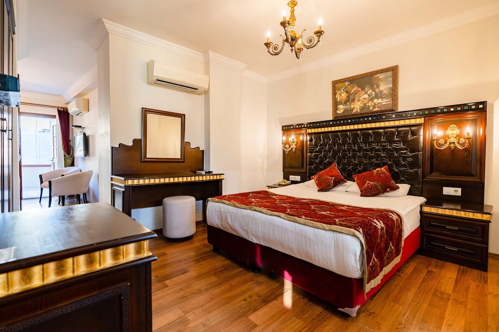Mediterra Art Hotel 13/50