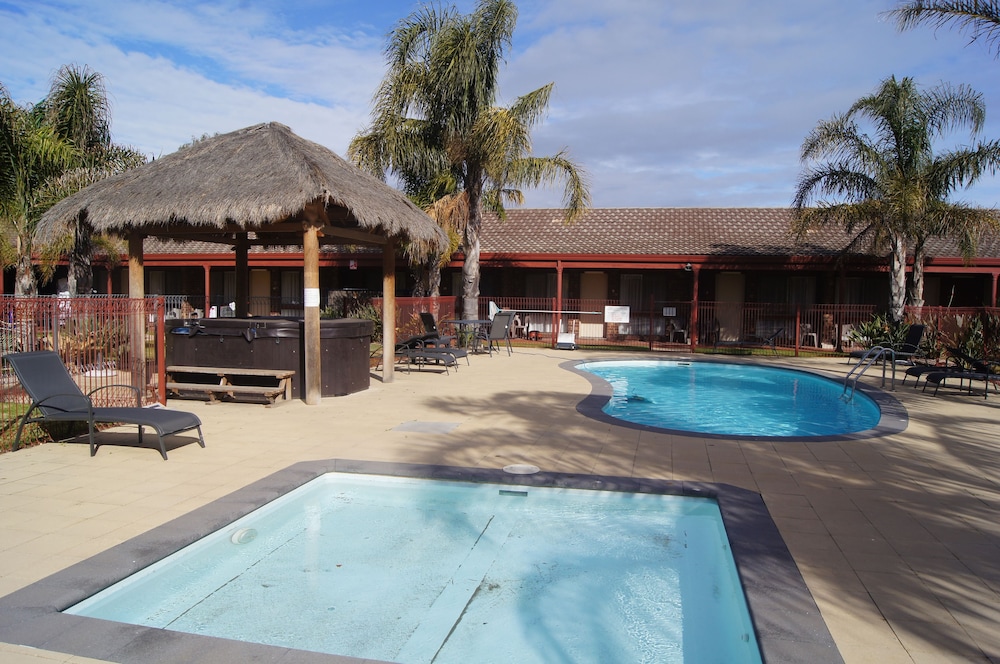 Quality Hotel Lakeside 3/51