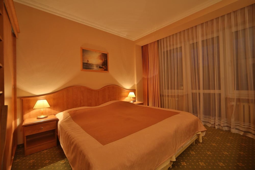 Hotel Polaris Iii 24/64
