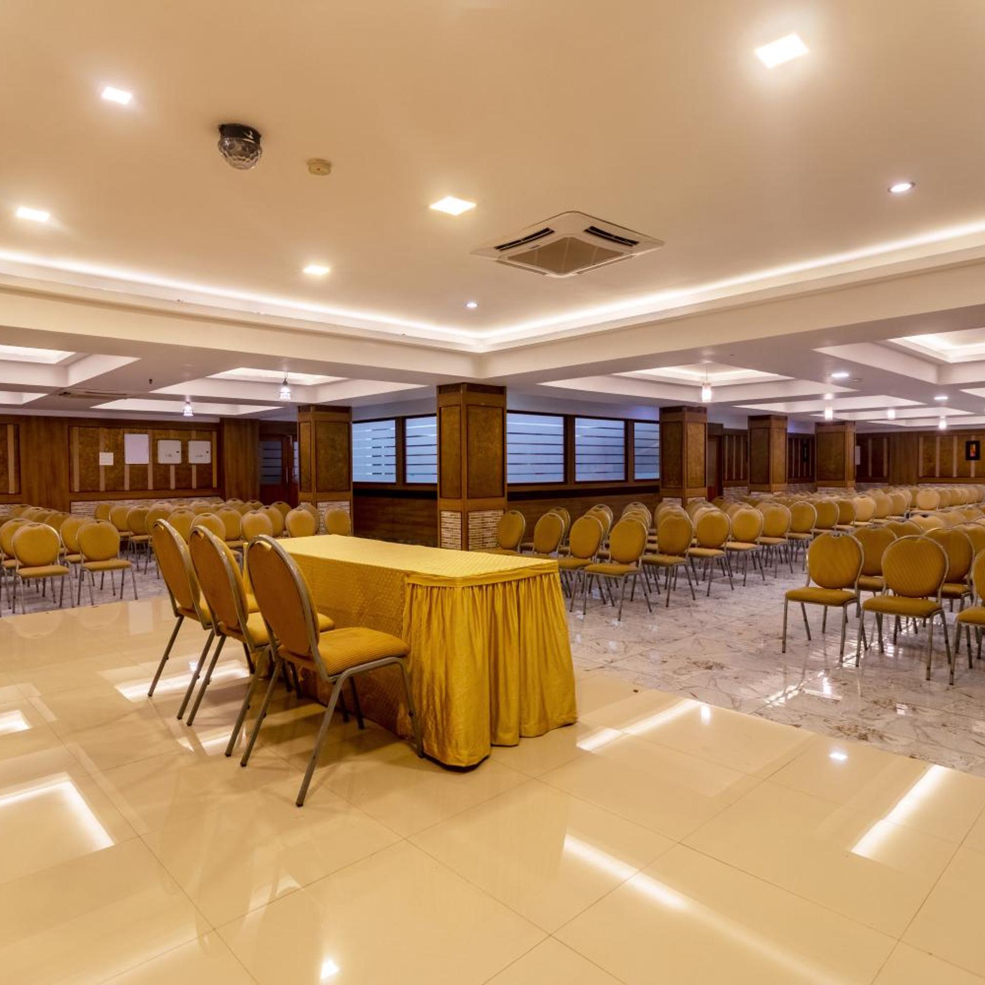 Zip By Spree Hotels Mangala Towers 46/48