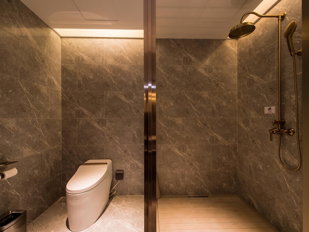 Mercure Changchun Hengxing 38/46