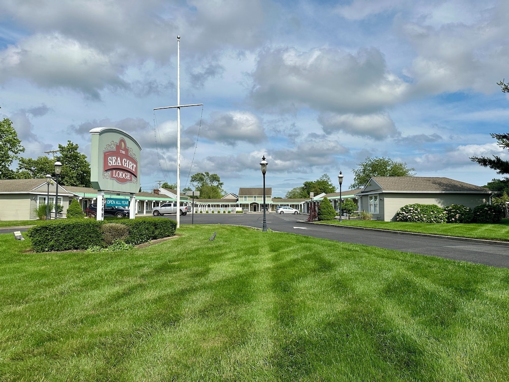 Sea Girt Lodge 68/72