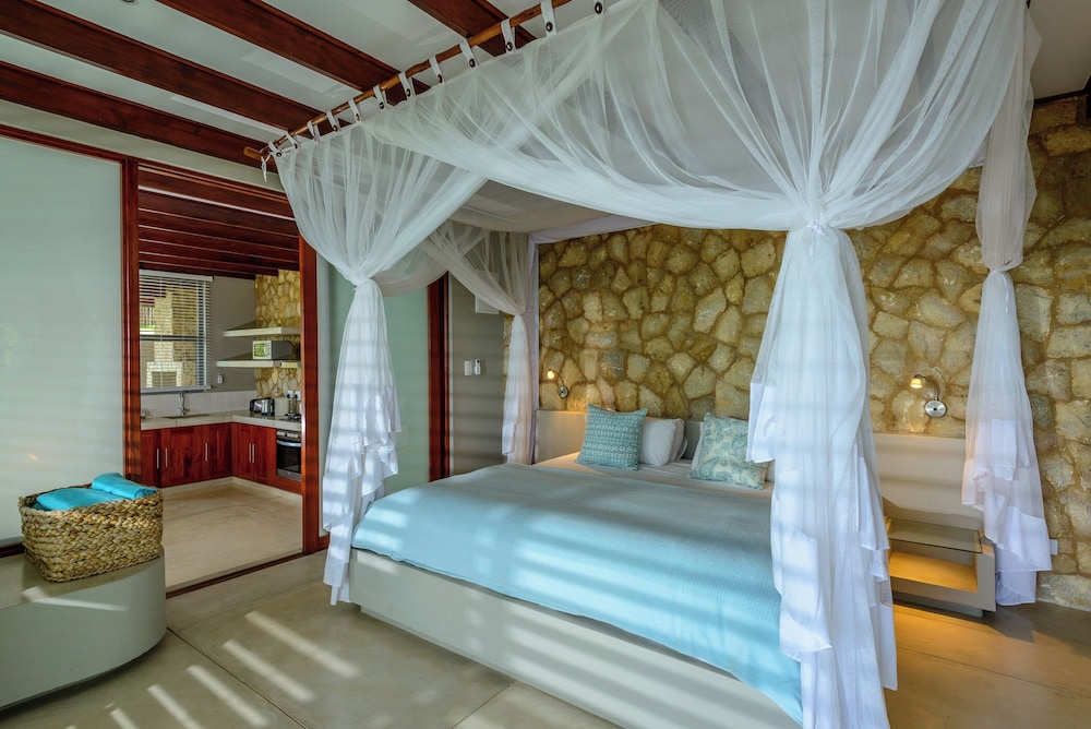 Bahia Mar Boutique Hotel 19/75