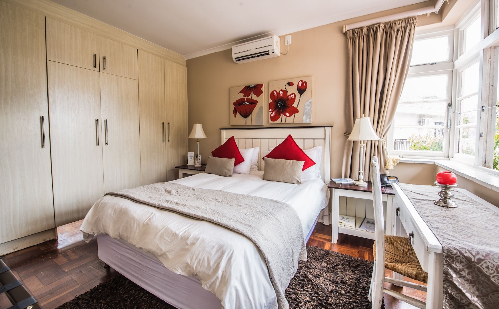 LUXURY, DOUBLE BED