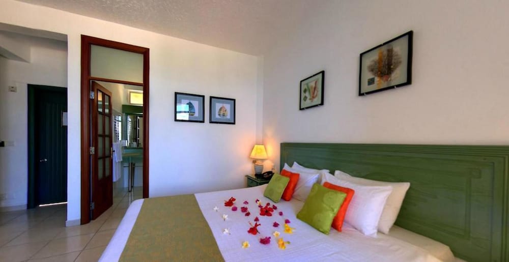 Silver Beach Hotel 14/43
