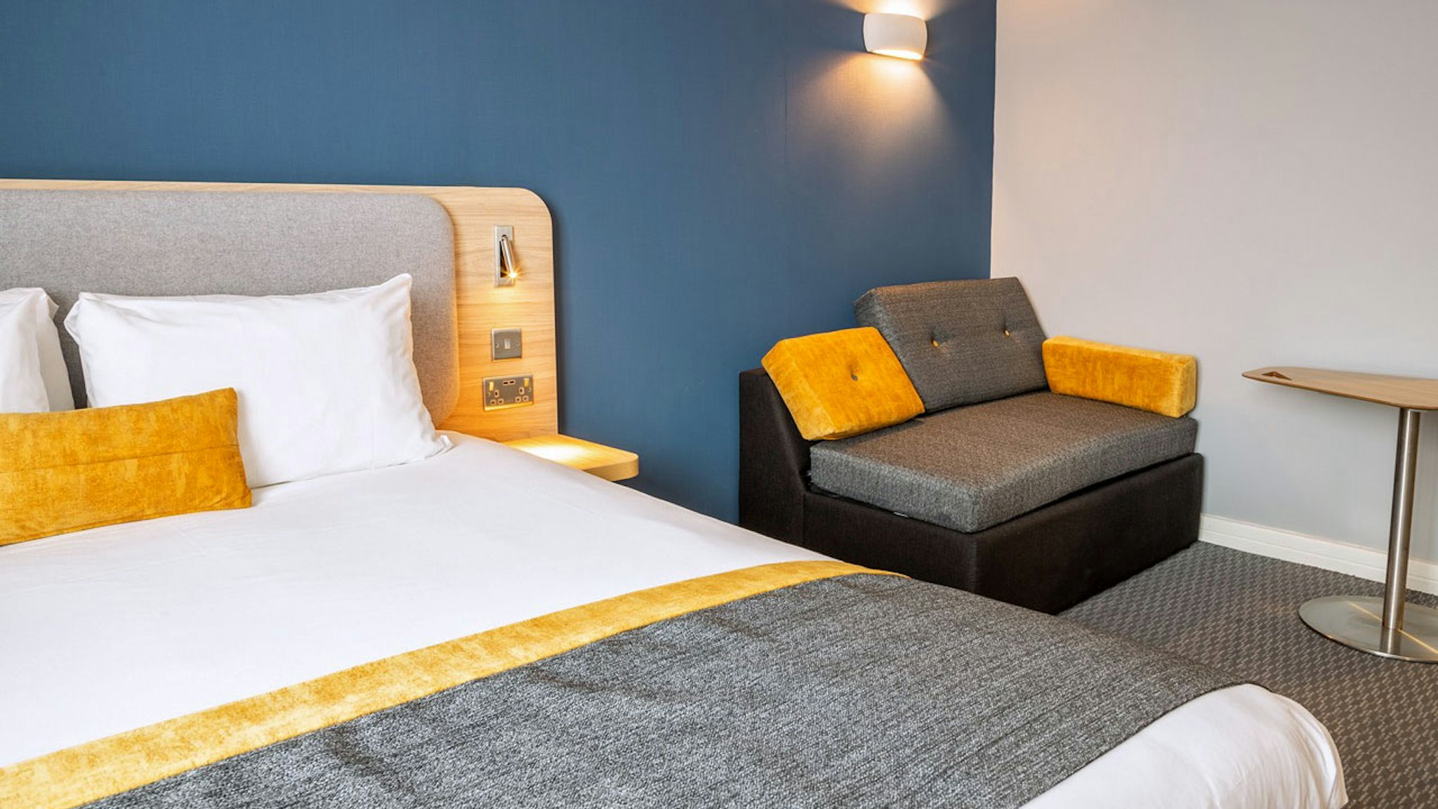Knowsley Inn and Lounge 15/34