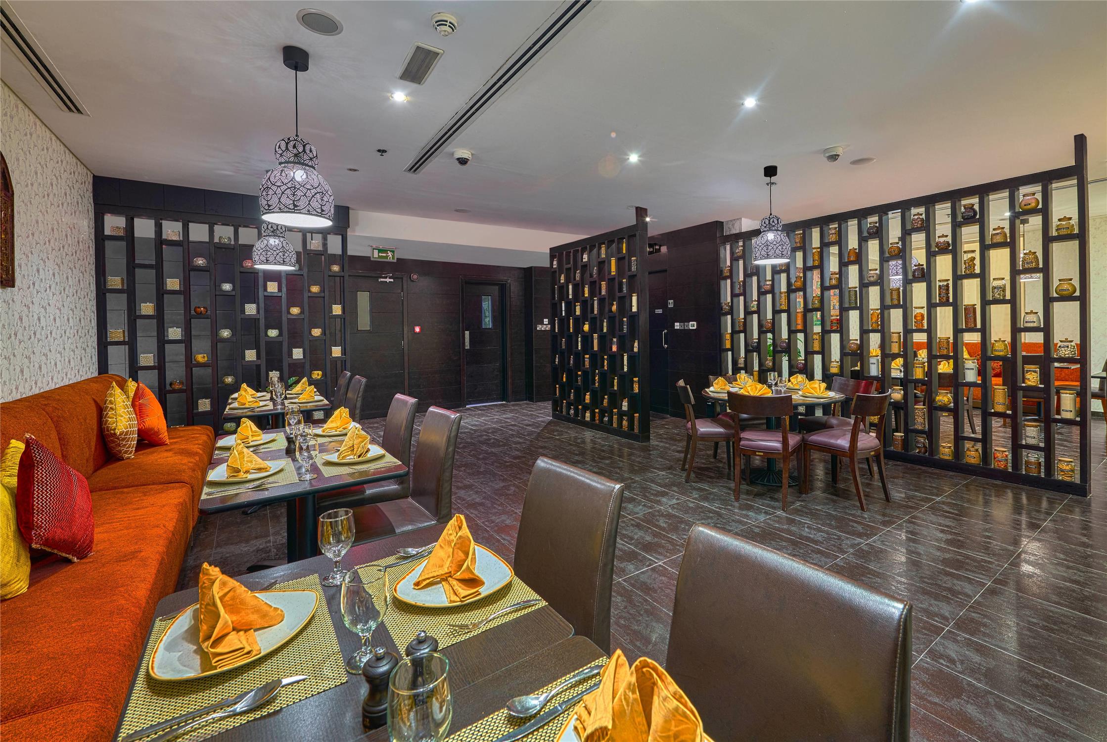 restaurant cafeteria