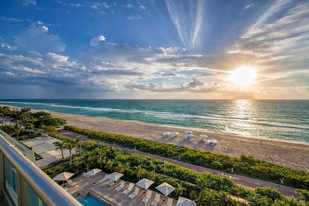 Miami Vacations Corporate Rentals - Monte Carlo 64/69