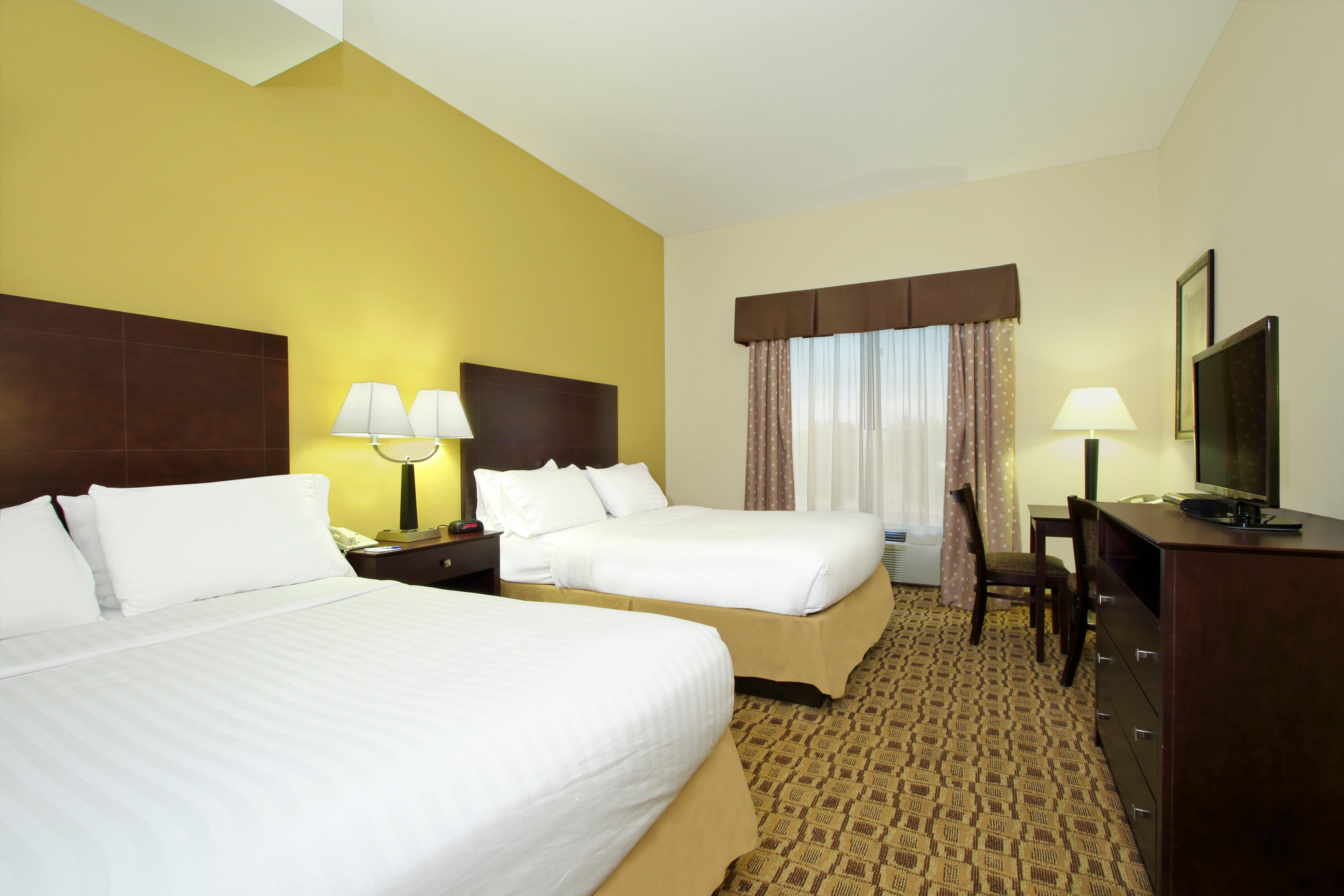 Standard, 2 Queen Beds