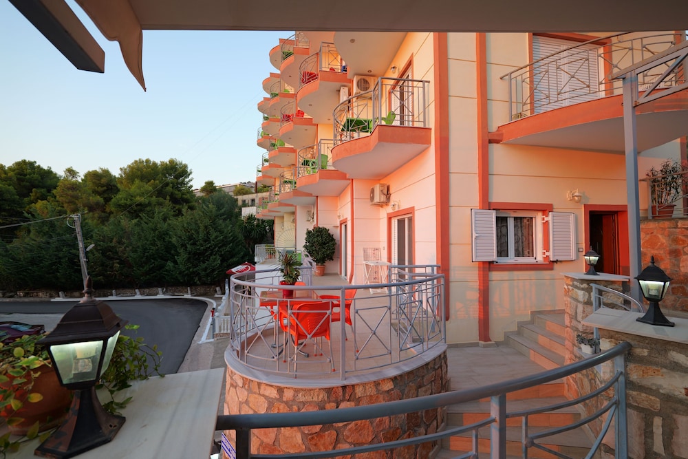 Melsi Apartments 36/50