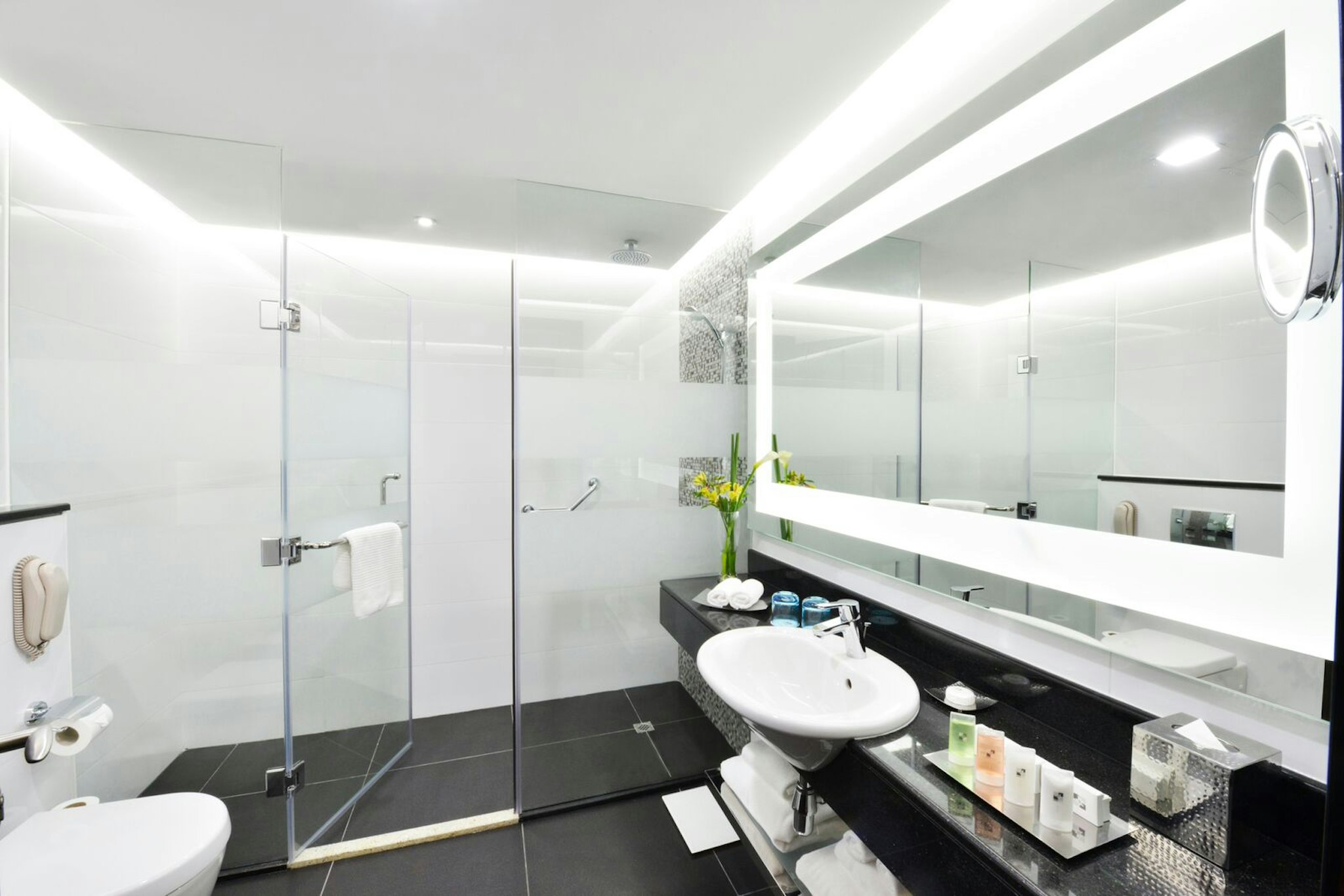 Swiss-Belhotel Seef 56/57