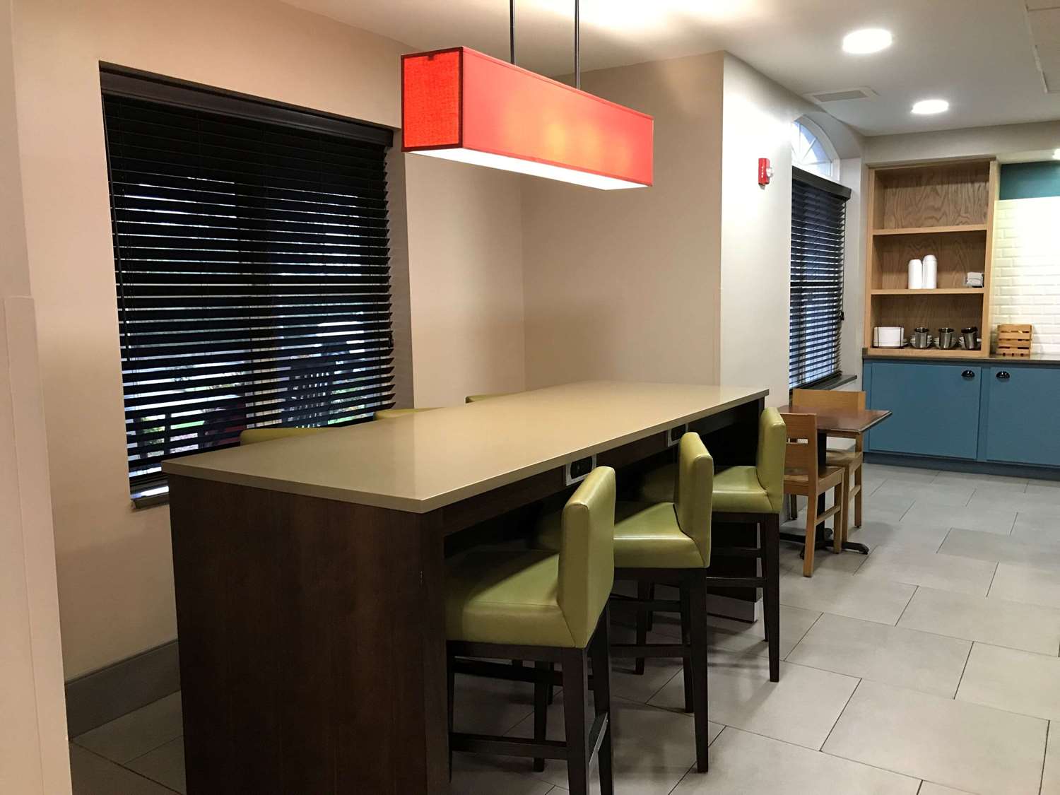 Country Inn & Suites By Radisson, Emporia, VA 31/37