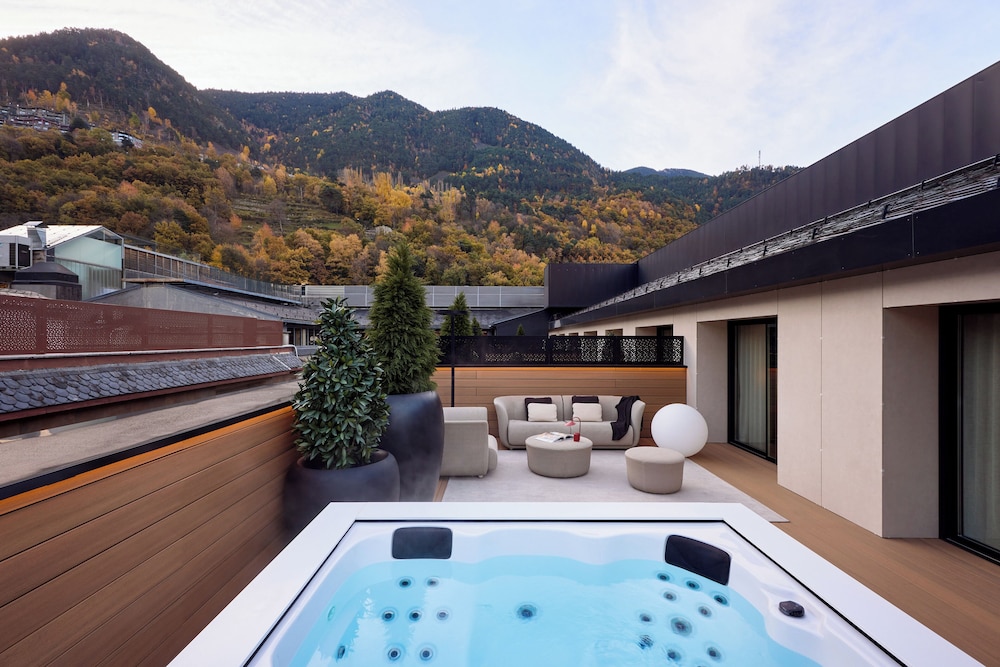 MIM Andorra Member of Melia Collection 27/51