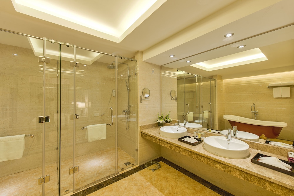 Muong Thanh Grand Cua Lo 21/65