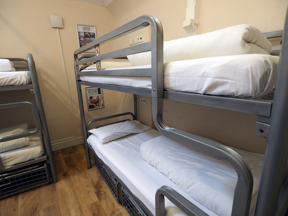 St Christopher S Inn Hostels 30/70