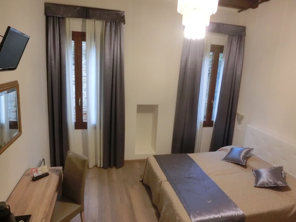 Hotel Ca Lucrezia 10/50