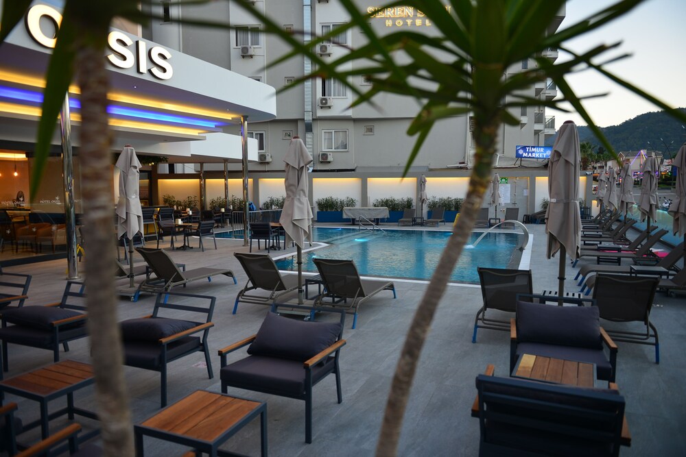Oasis Hotel 17/30
