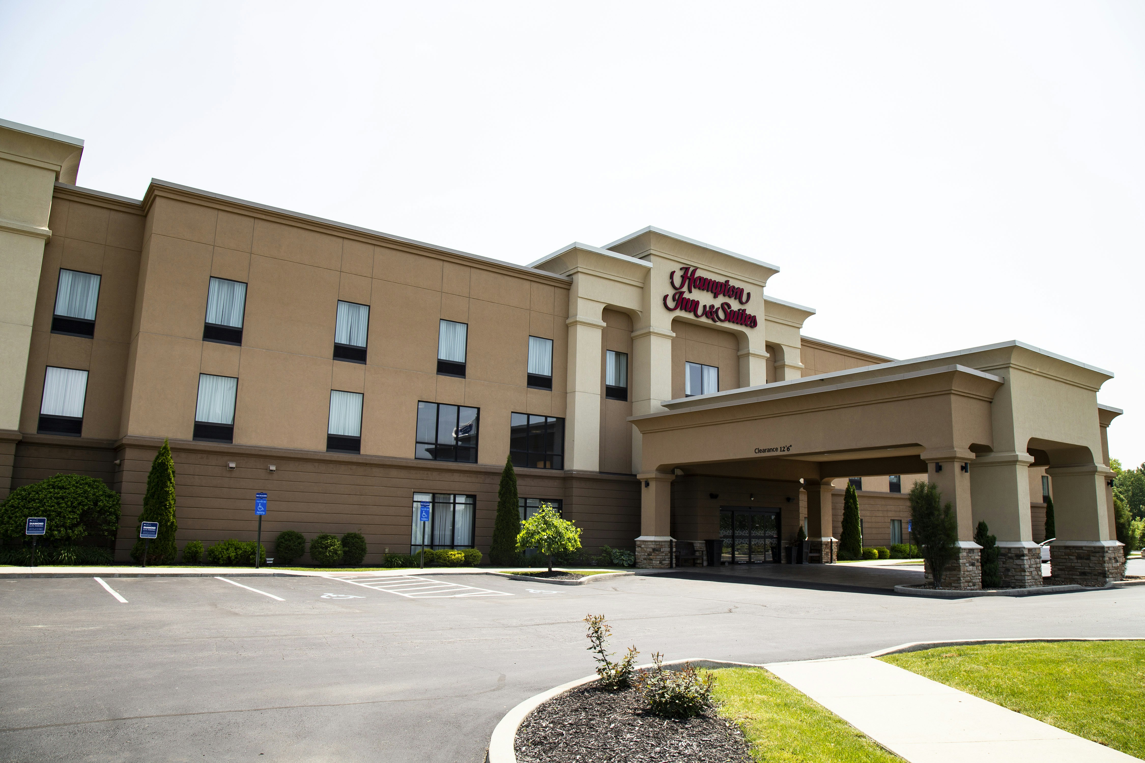 Hampton Inn and Suites Sharon 4/62