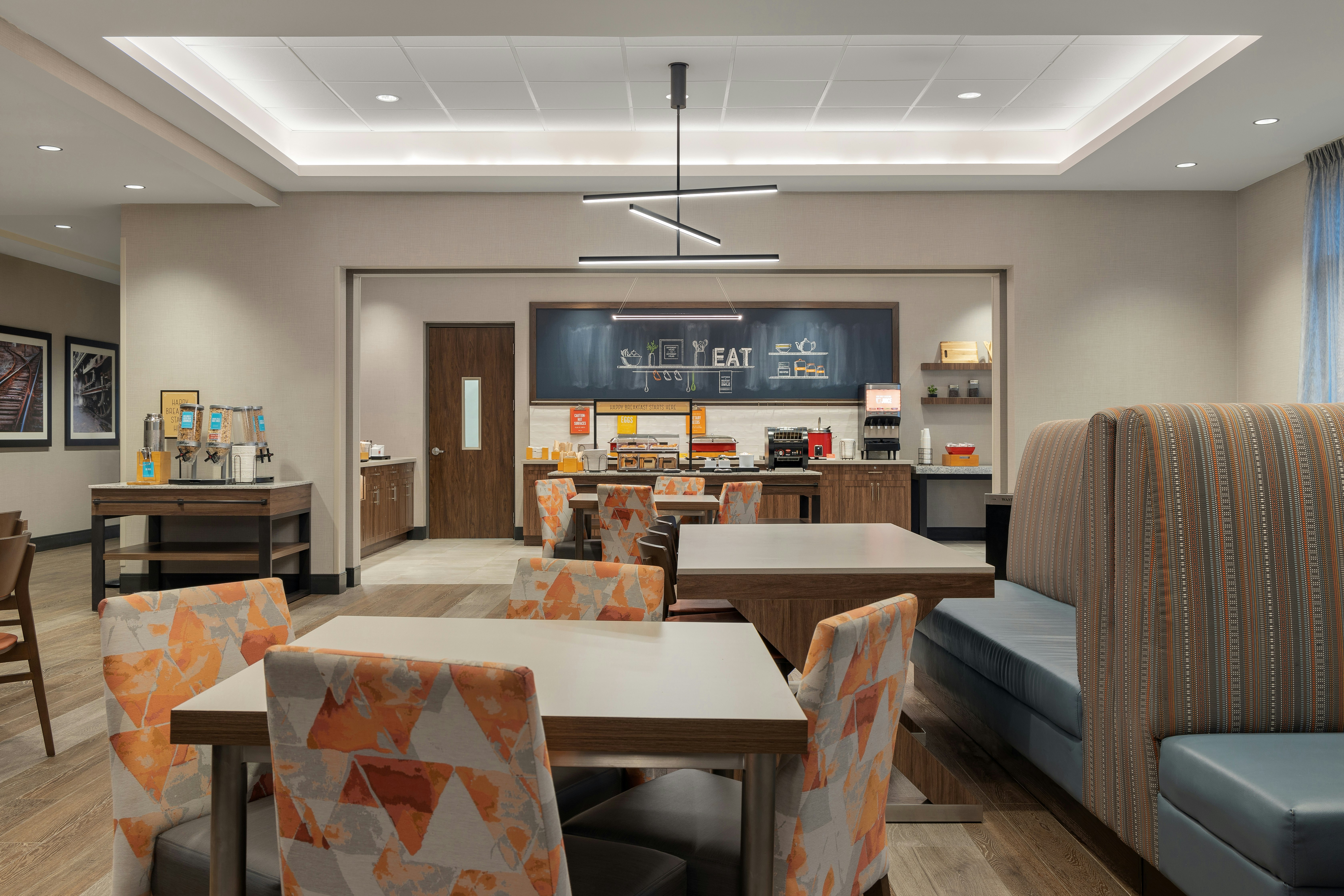 Hampton Inn by Hilton Kingston 14/23
