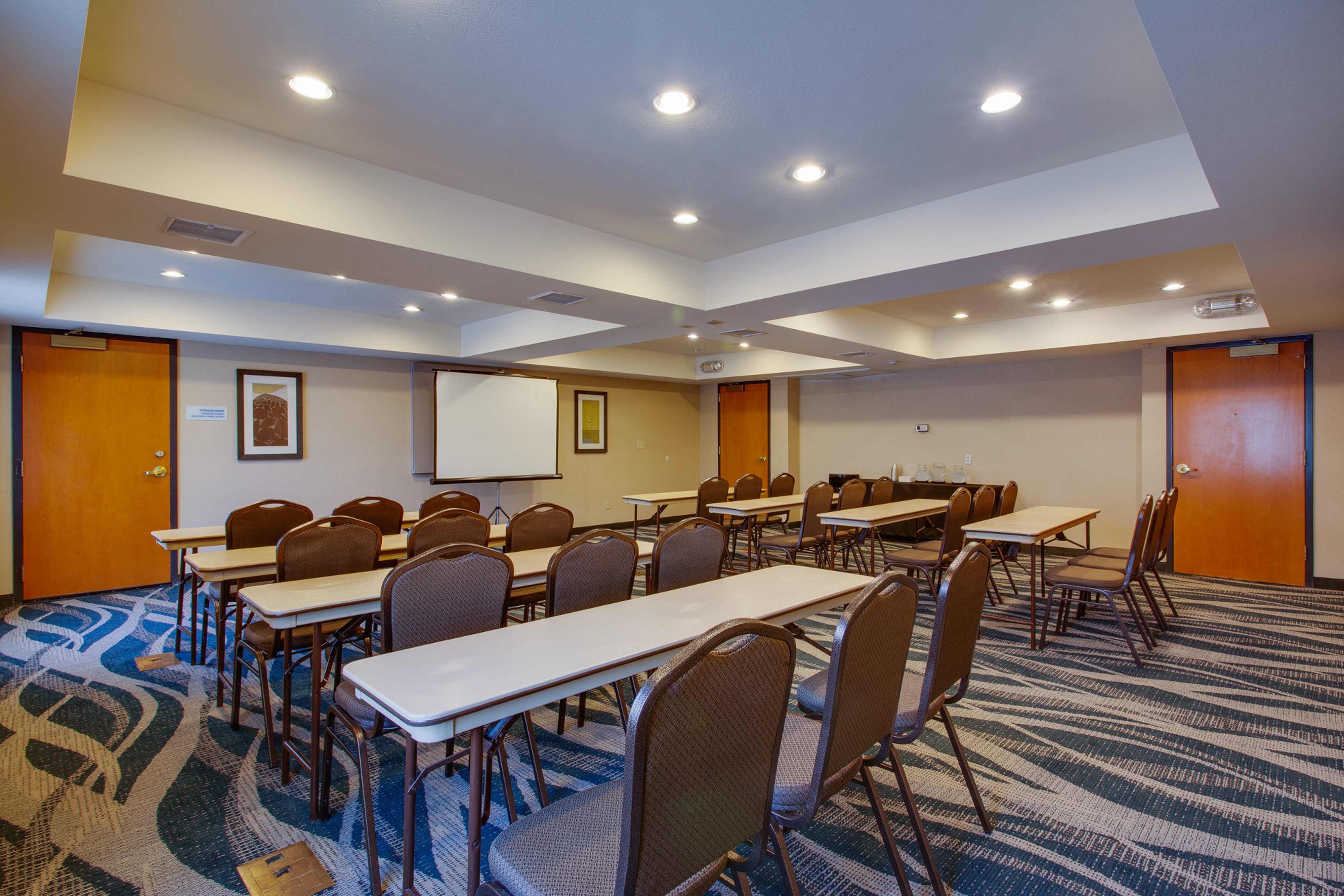Holiday Inn Express San Francisco-Airport North 45/52