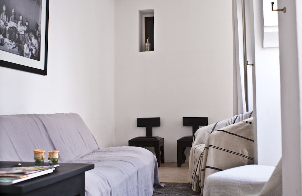 Riad Safa 11/63
