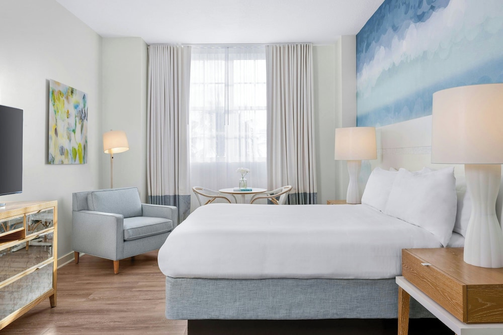 MARRIOTT VACATION CLUB PULSE, SOUTH BEACH 26/62