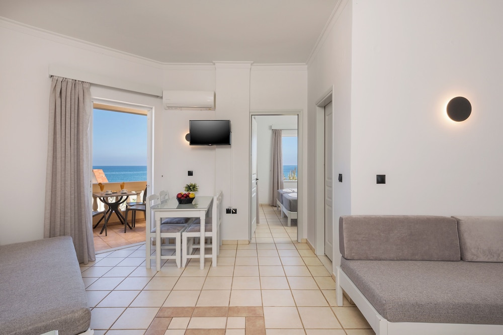 Caretta Beach 45/62