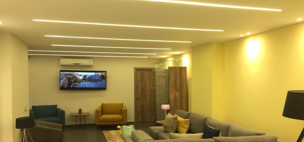 B Residence 30/43
