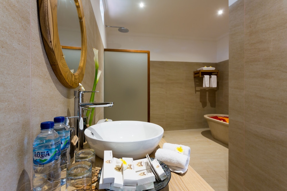 Puri Payogan Villa 46/50