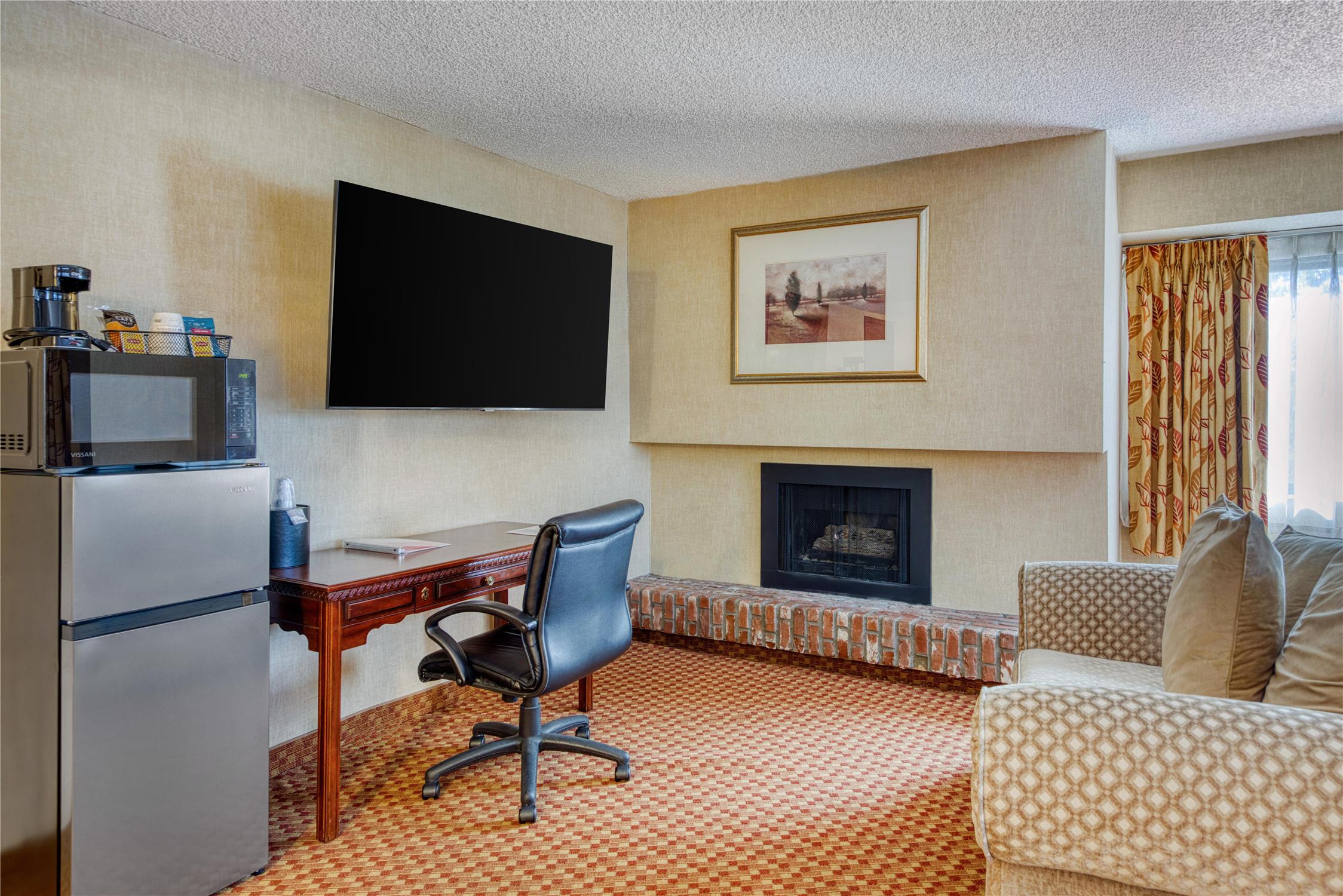 SureStay Plus Hotel by Best Western Reno Airport 79/91