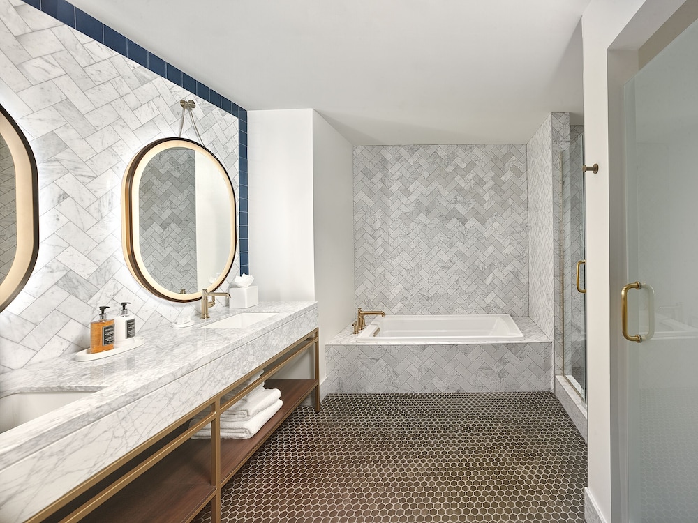 The Restoration Asheville 34/41