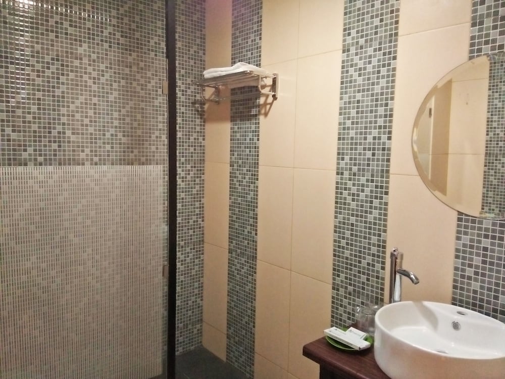 ARSELA HOTEL PANGKALAN BUN 11/42