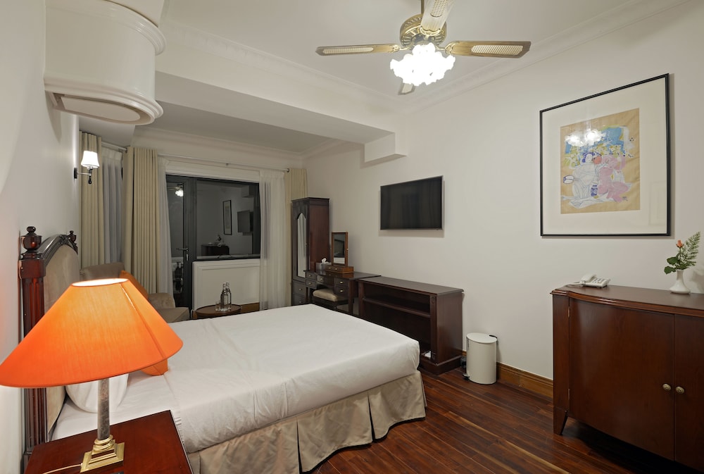 Lamarque Dalat Villa 12/36
