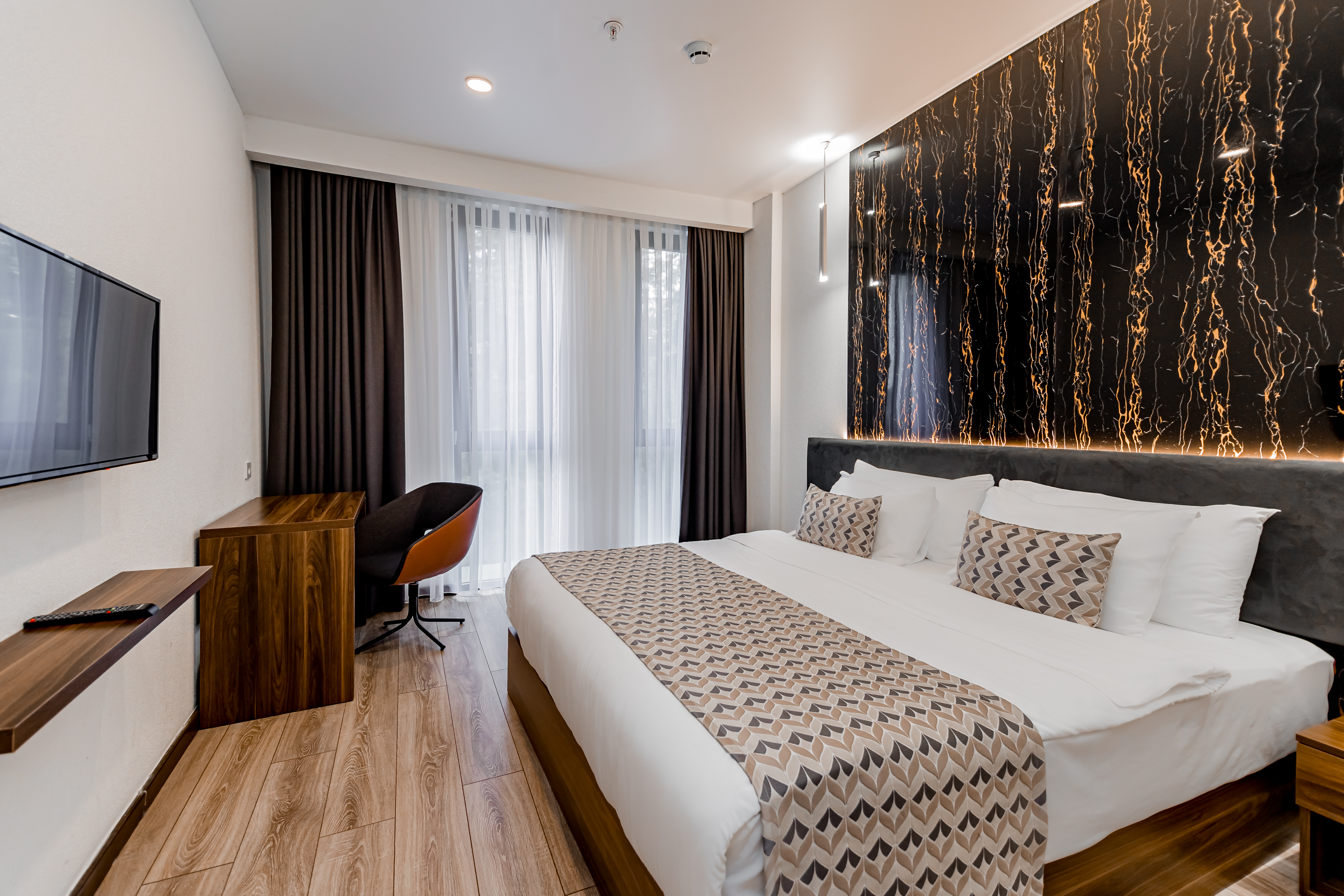 غرفة قياسية بسرير مزدوج، Kutaisi Inn 3/5