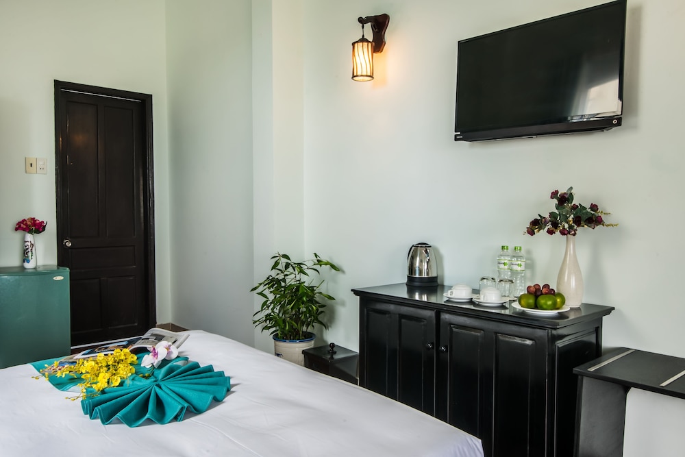 The Sunriver Boutique Hotel 6/22