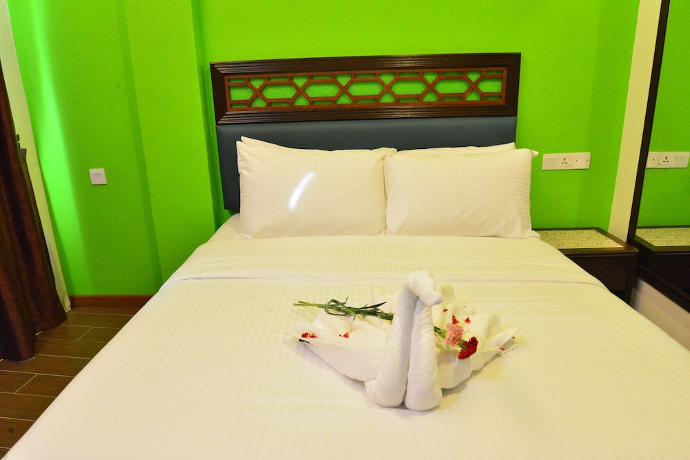 غرفة كلاسيكية سوبيريور بسرير كوين، Swiss Heritage Boutique Hotel Jonker Street Melaka 3/7