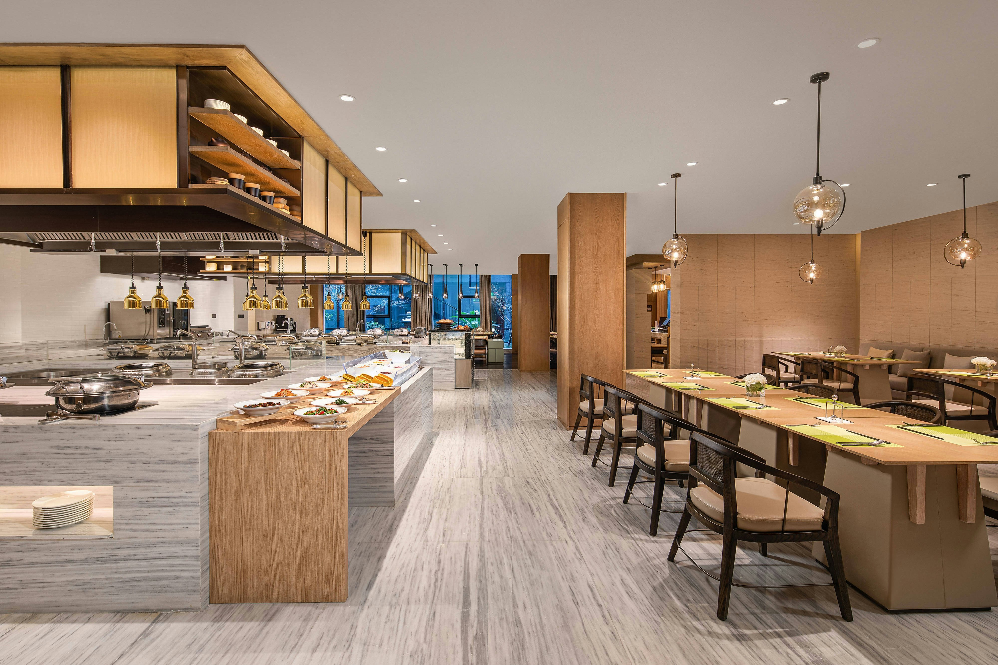Courtyard by Marriott Wuxi Lihu Lake 8/17