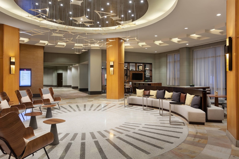 Phoenix Airport Marriott 29/37