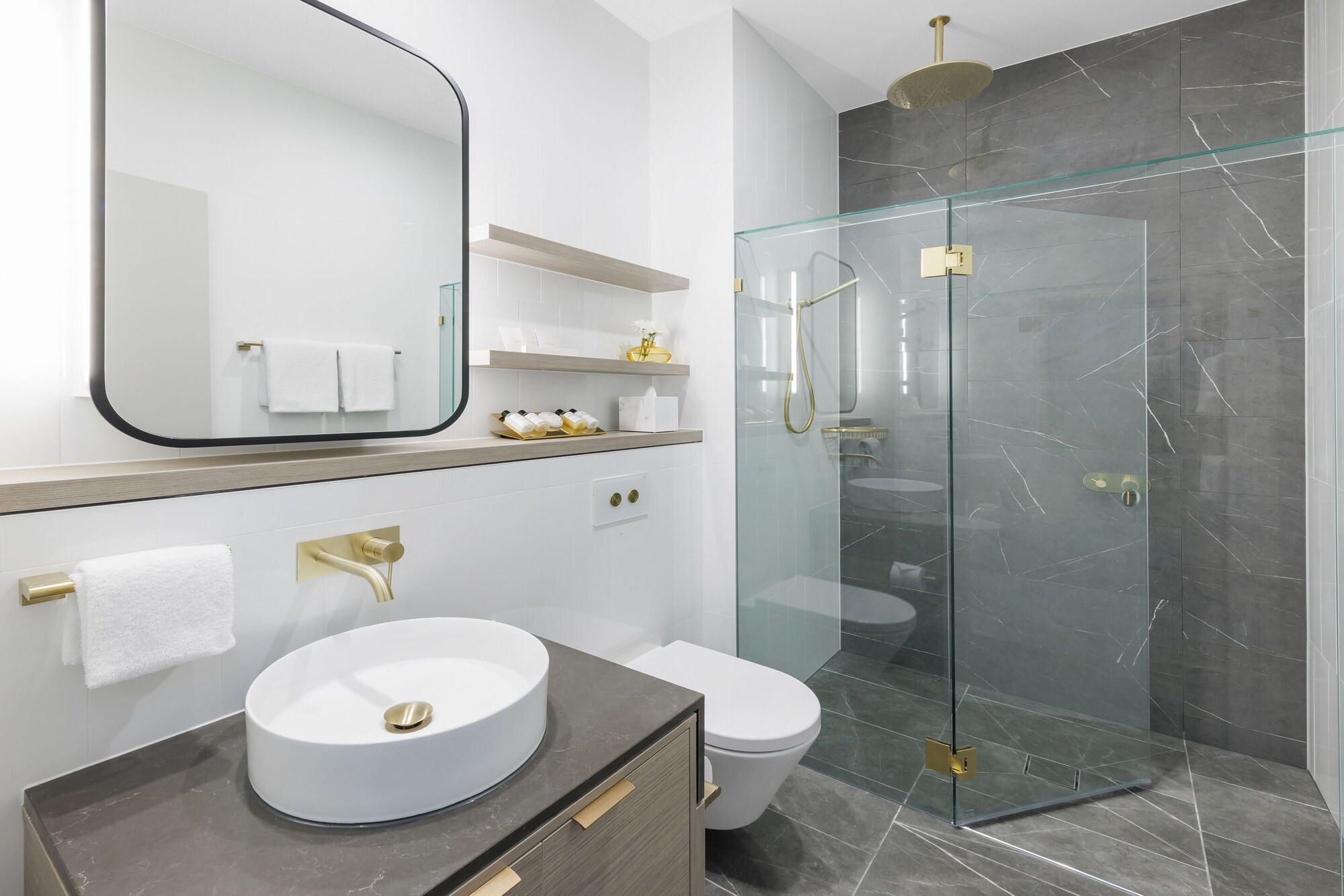 3 Bedrooms, Sky, Penthouse, 3 King Beds، Meriton Suites Surfers Paradise 4/6